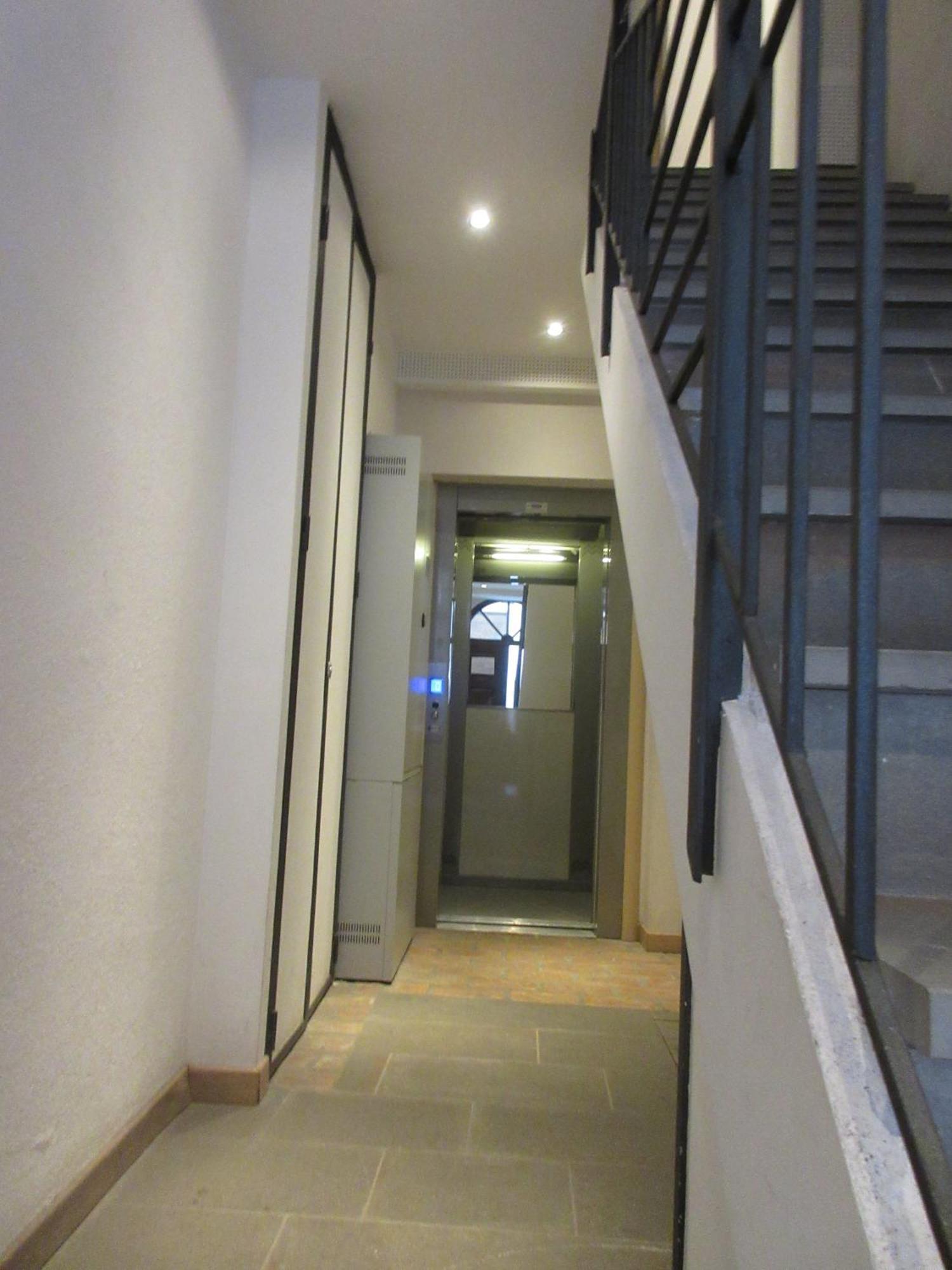 Aparthotel Piazza Unità Trieste Italia Extérieur photo